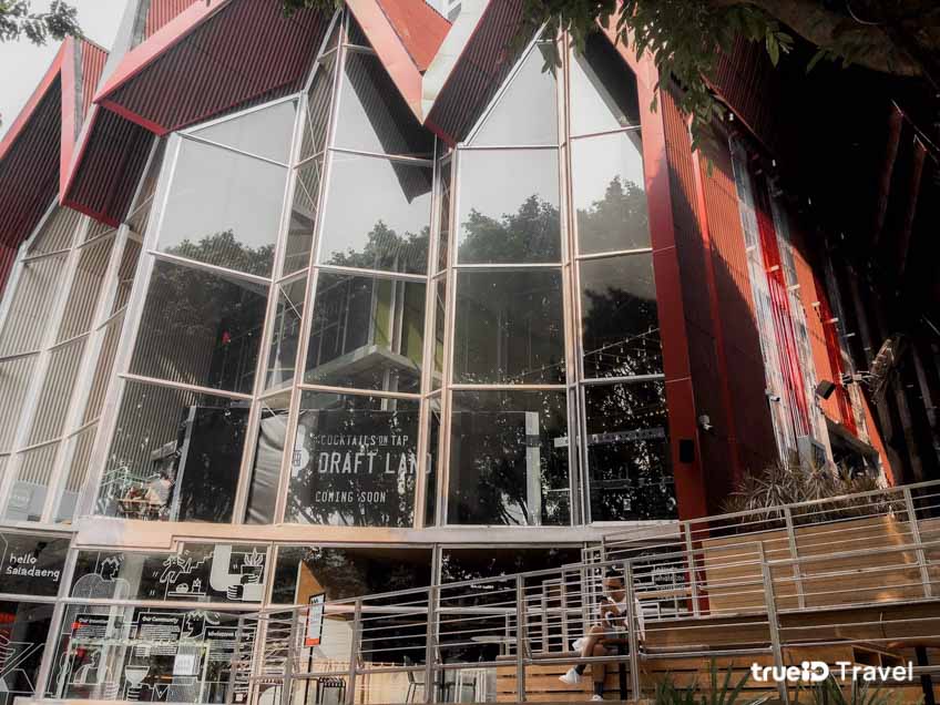 The Commons ศาลาแดง ที่เที่ยวกรุงเทพ ถ่ายรูปสวย