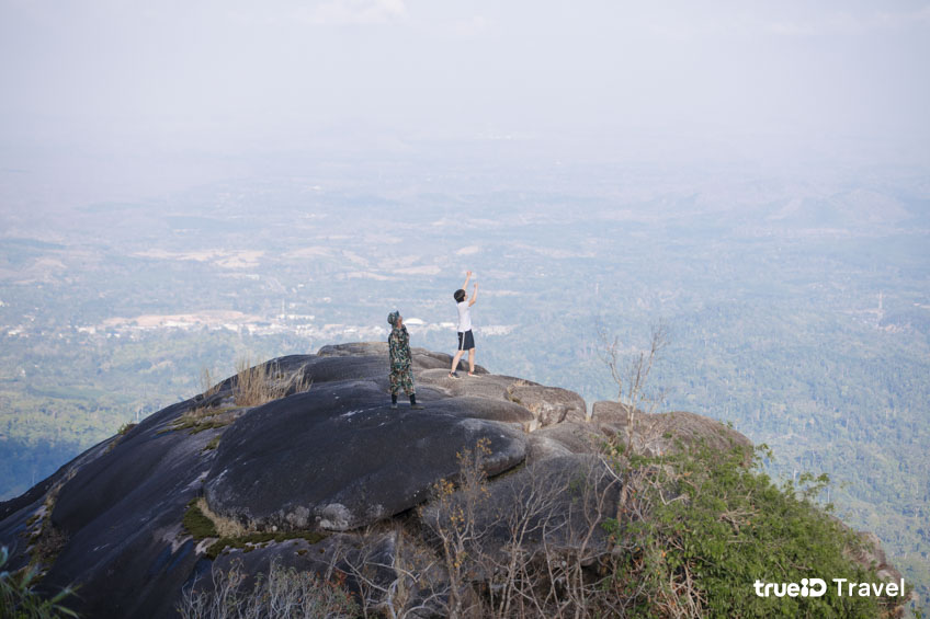 ผาหินกูบ ที่เที่ยวจันทบุรี