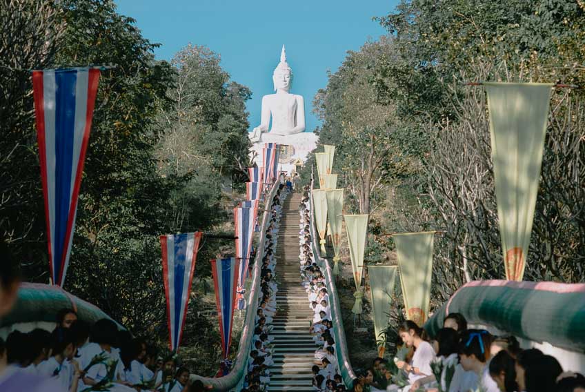 ตักบาตรเทโว ออกพรรษา พระพุทธเจ้า