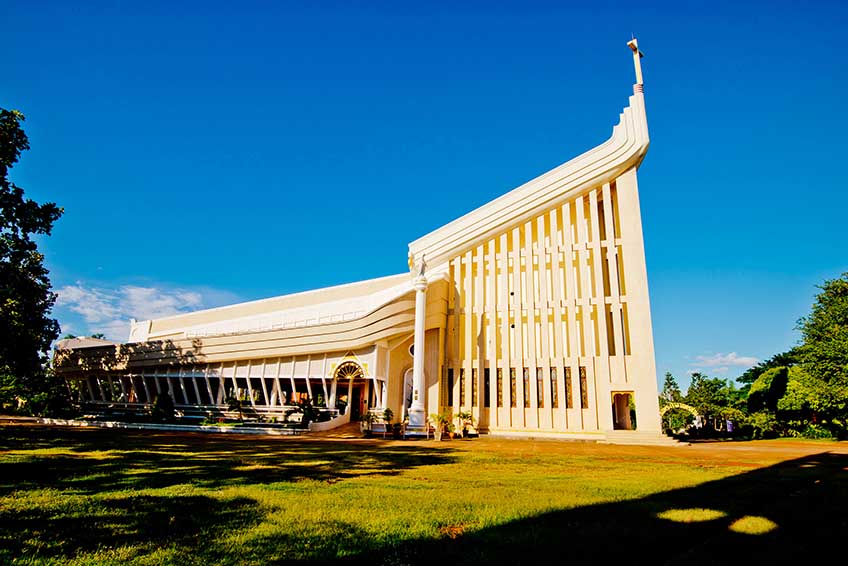 วัดคริสต์ ที่เที่ยวสกลนคร