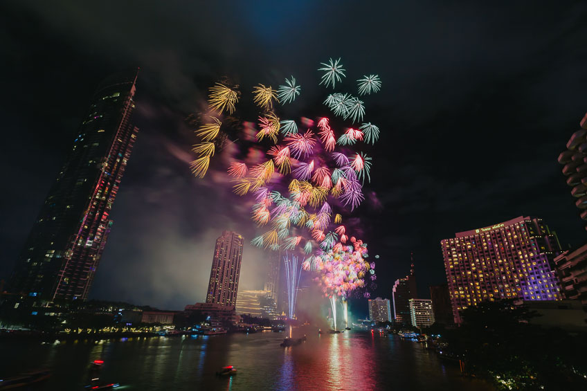 จุดชมพลุ ปีใหม่ 2025 ดูพลุ กรุงเทพ