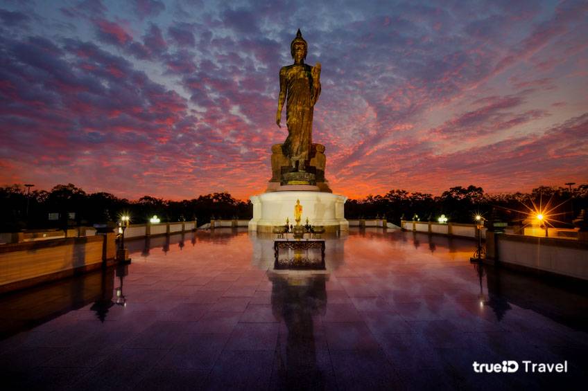 วันวิสาขบูชา 2568 เวียนเทียน พุทธมณฑล นครปฐม