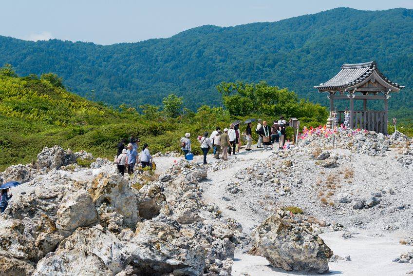 สถานที่ท่องเที่ยวน่าสนใจในโอโซเระซัง