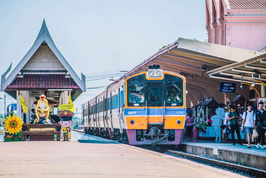 สถานีรถไฟลพบุรี นั่งรถไฟเที่ยว