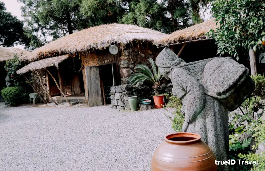 Seongeup Folk Village, travel to Jeju Island, Korea