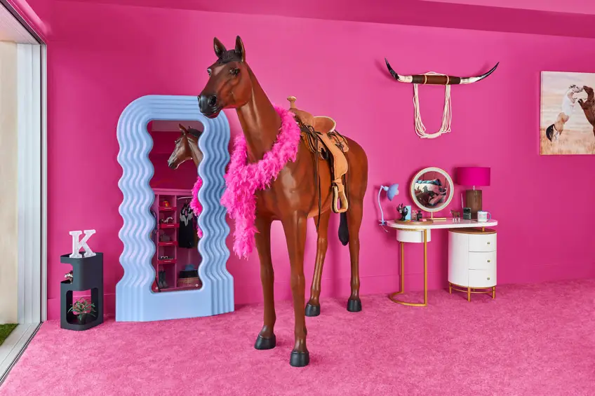 ที่พัก Airbnb บ้านบาร์บี้ Barbie’s Malibu Dreamhouse