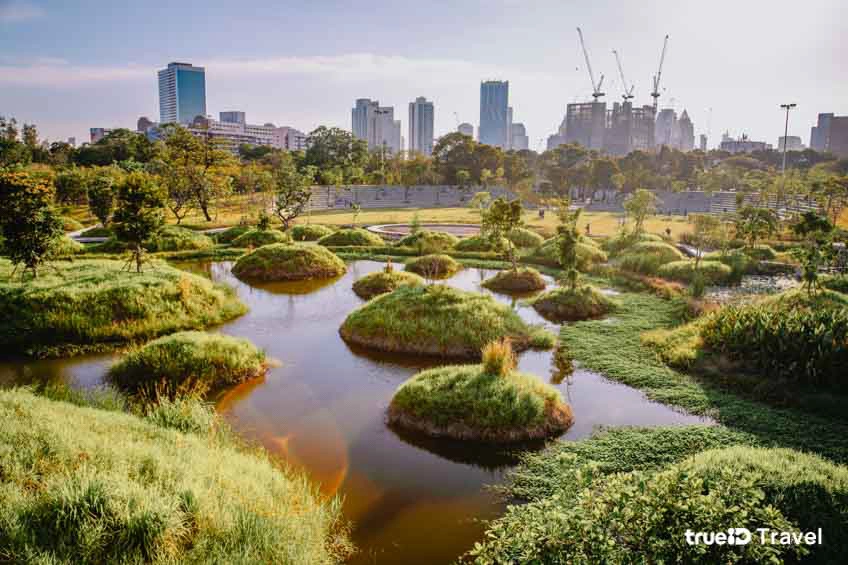 ที่เที่ยวถ่ายรูป กรุงเทพ สวนเบญจกิติ Skywalk