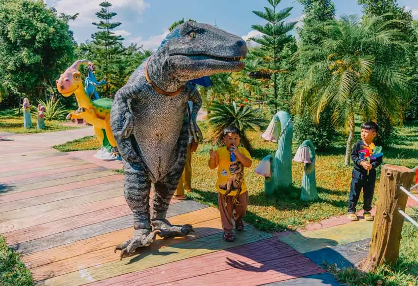 ที่เที่ยวเขาค้อ เพชรบูรณ์ Amazing Dinosaur เขาค้อ