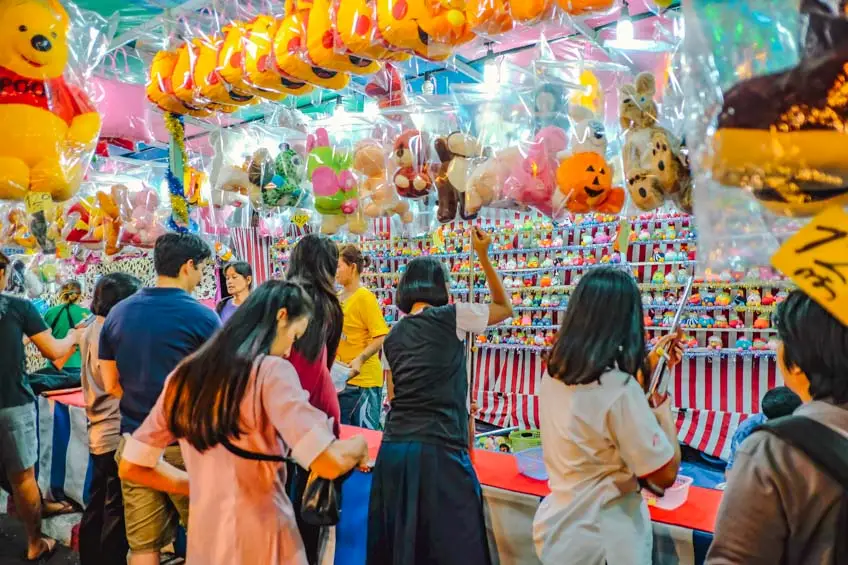 วัดสระเกศราชวรมหาวิหาร งานวัด ภูเขาทอง 2568