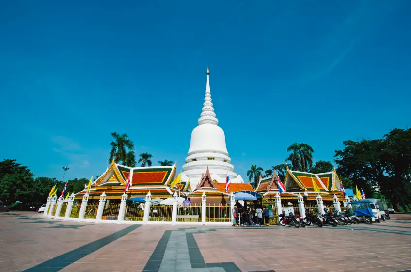 สถานที่ลอยกระทง 2567 วัดพระศรีมหาธาตุวรมหาวิหาร บางเขน