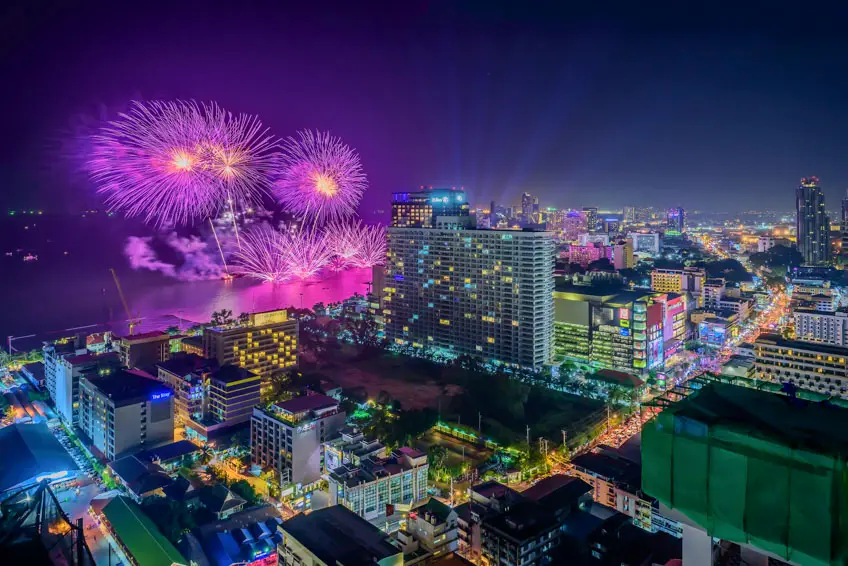 เทศกาลพลุนานาชาติพัทยา 2568 พลุพัทยา