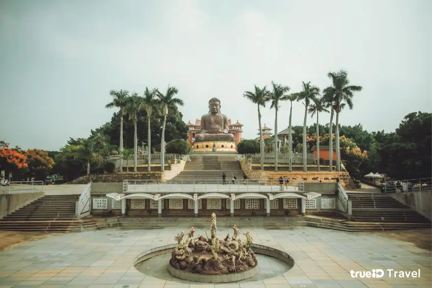 ที่เที่ยวไต้หวัน เมืองจางฮว่า องค์พระใหญ่ วัดปากั้วซาน