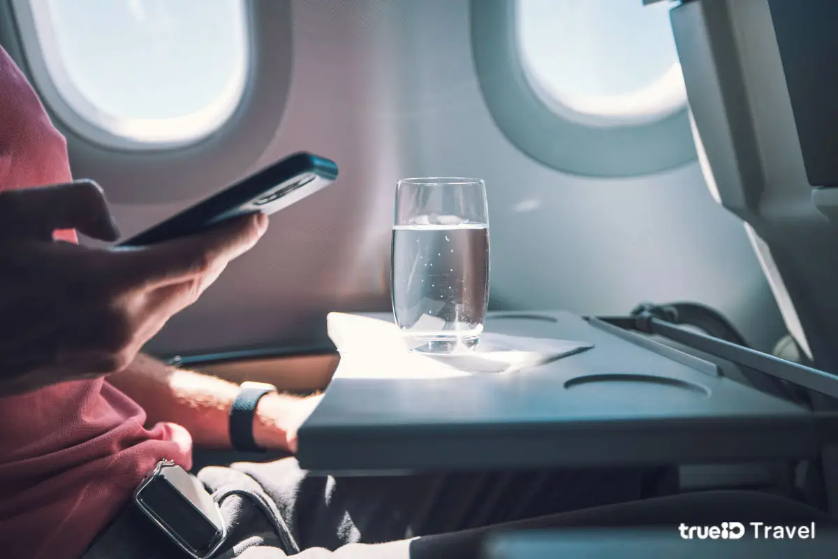 วิธีป้องกันการปวดหูก่อนขึ้นเครื่อง