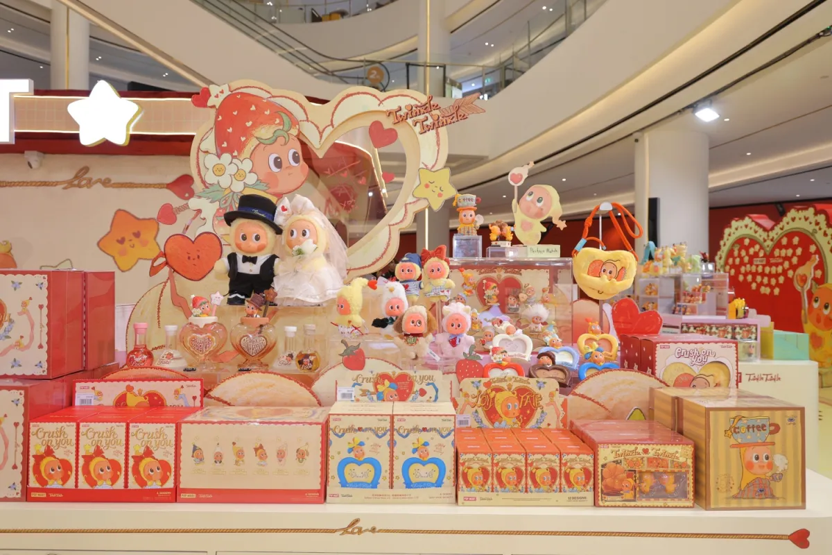 POP-UP LIMITED Collection