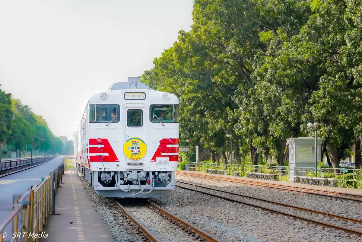 รถไฟ ดอนเมือง - อยุธยา KIHA 40 KIHA 48