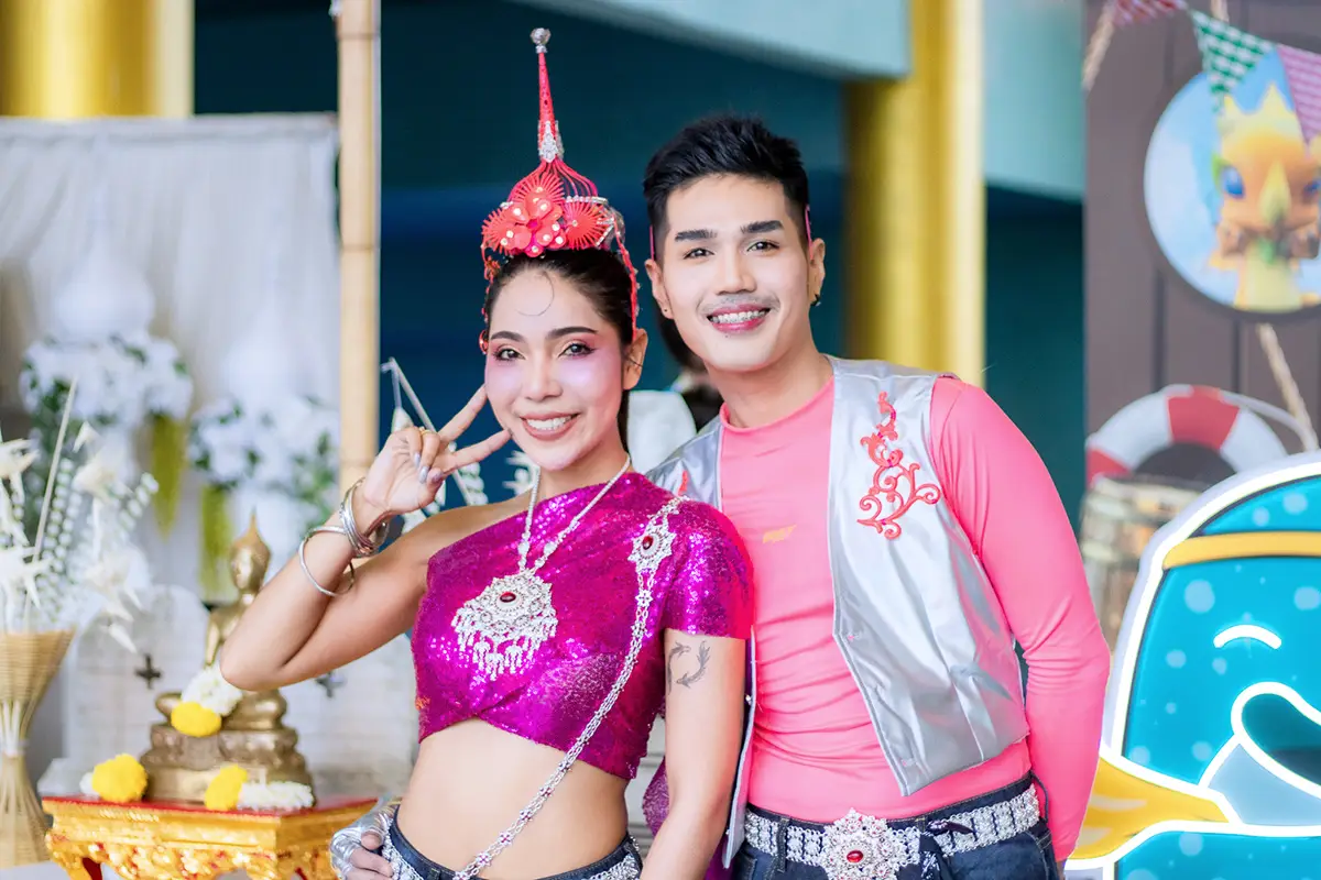 เที่ยวภูเก็ต Andamanda Phuket การแสดงโชว์
