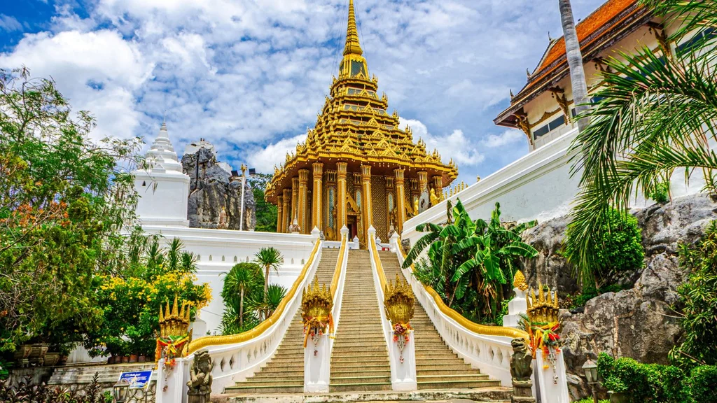 วัดพระพุทธบาทราชวรมหาวิหาร