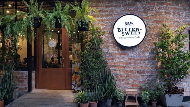 "นมสดไข่มุกลาวาพ่นไฟ"@Bitter Sweet นครสวรรค์