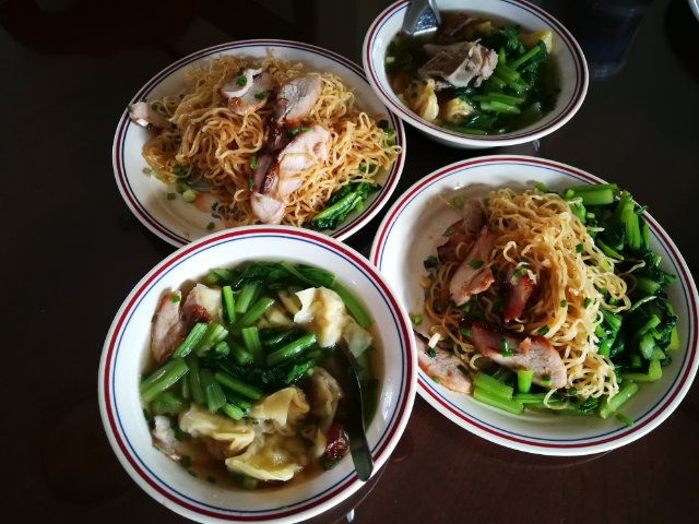 Hidden Gem แห่งบางบัวทอง บะหมี่เกี๊ยวหมูแดง