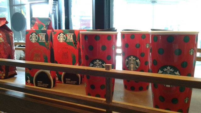 Starbucks ....ใต้อาคารจอดรถ รพ.ธรรมศาสตร์ รังสิต