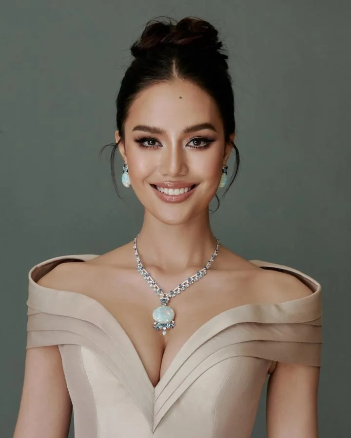 โอปอล สุชาตา