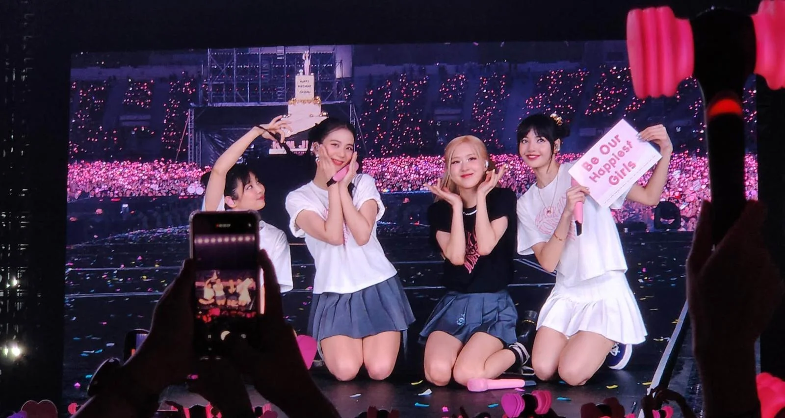ไอเทมต้องมี สำหรับ BLINK ก่อนไปคอน BLACKPINK