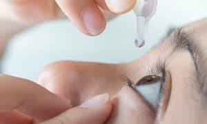 น้ำตาเทียม ตัวช่วยของคนตาแห้ง กับข้อควรรู้ในการเลือกใช้ให้เหมาะสม