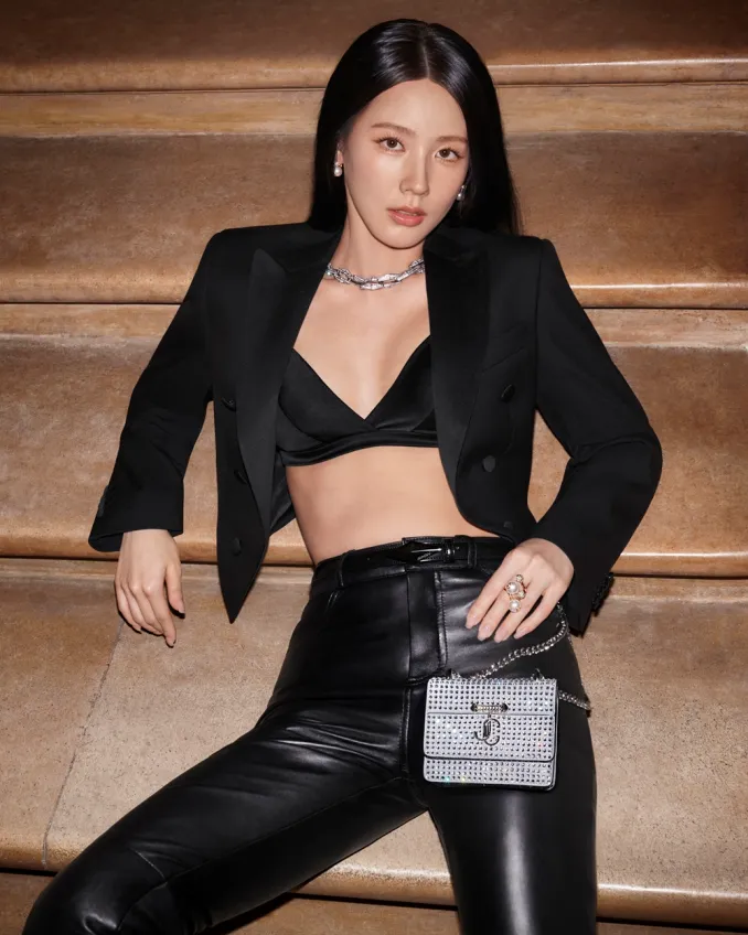 Mi-Yeon, Rebecca Longendyke Star in Jimmy Choo Fall Campaign – WWD